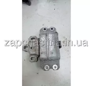 Подушка двигателя VW Caddy 3, 2.0TDi, 1k0199555t