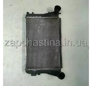 Радиатор интеркуллера VW Passat B6, 3С0145805P