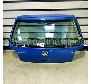 Крышка багажника VW Golf 4