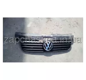 Решетка радиатора VW Transporter T5